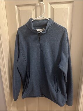 Amazon Essentials Fleece Quarter-Zip